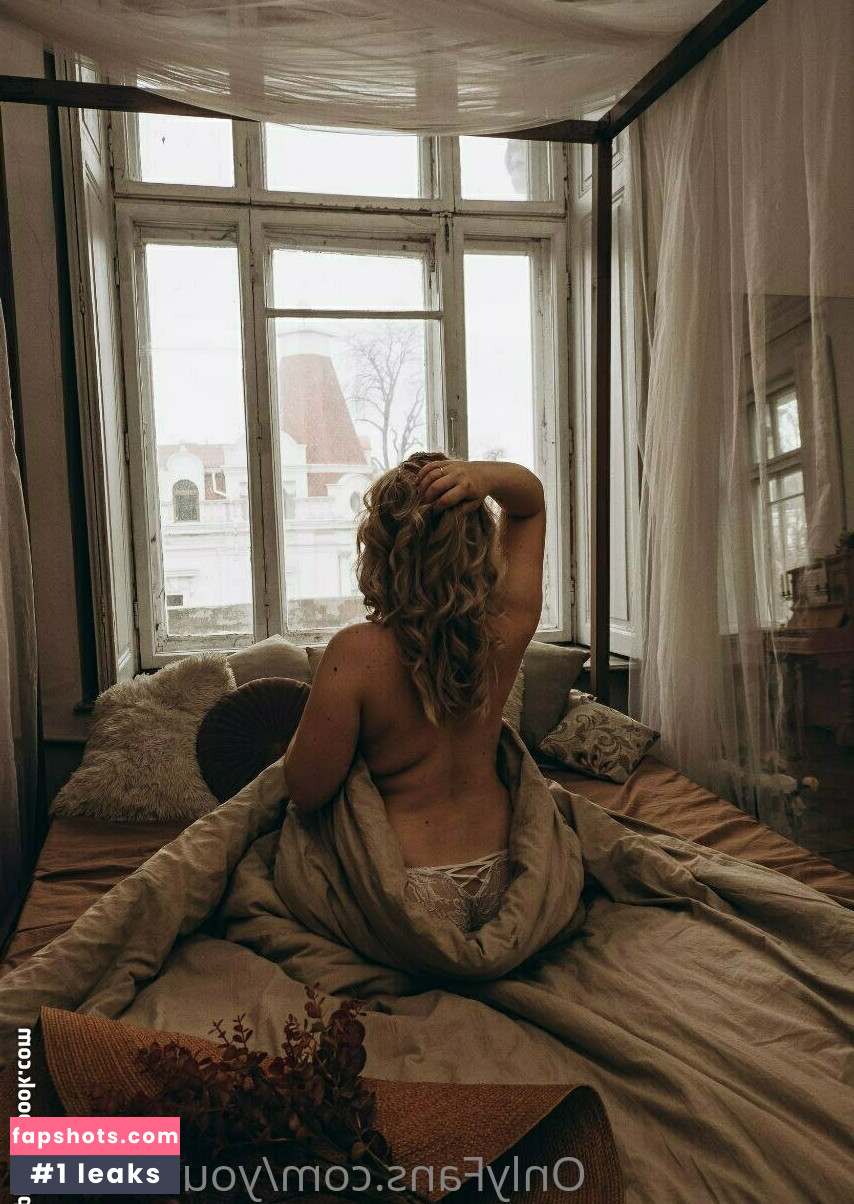 yourkitten1 gallery photo #2