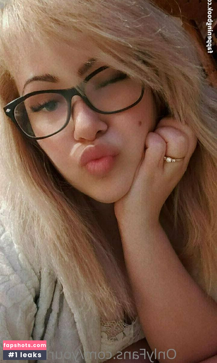 yourkitten1 gallery photo #8