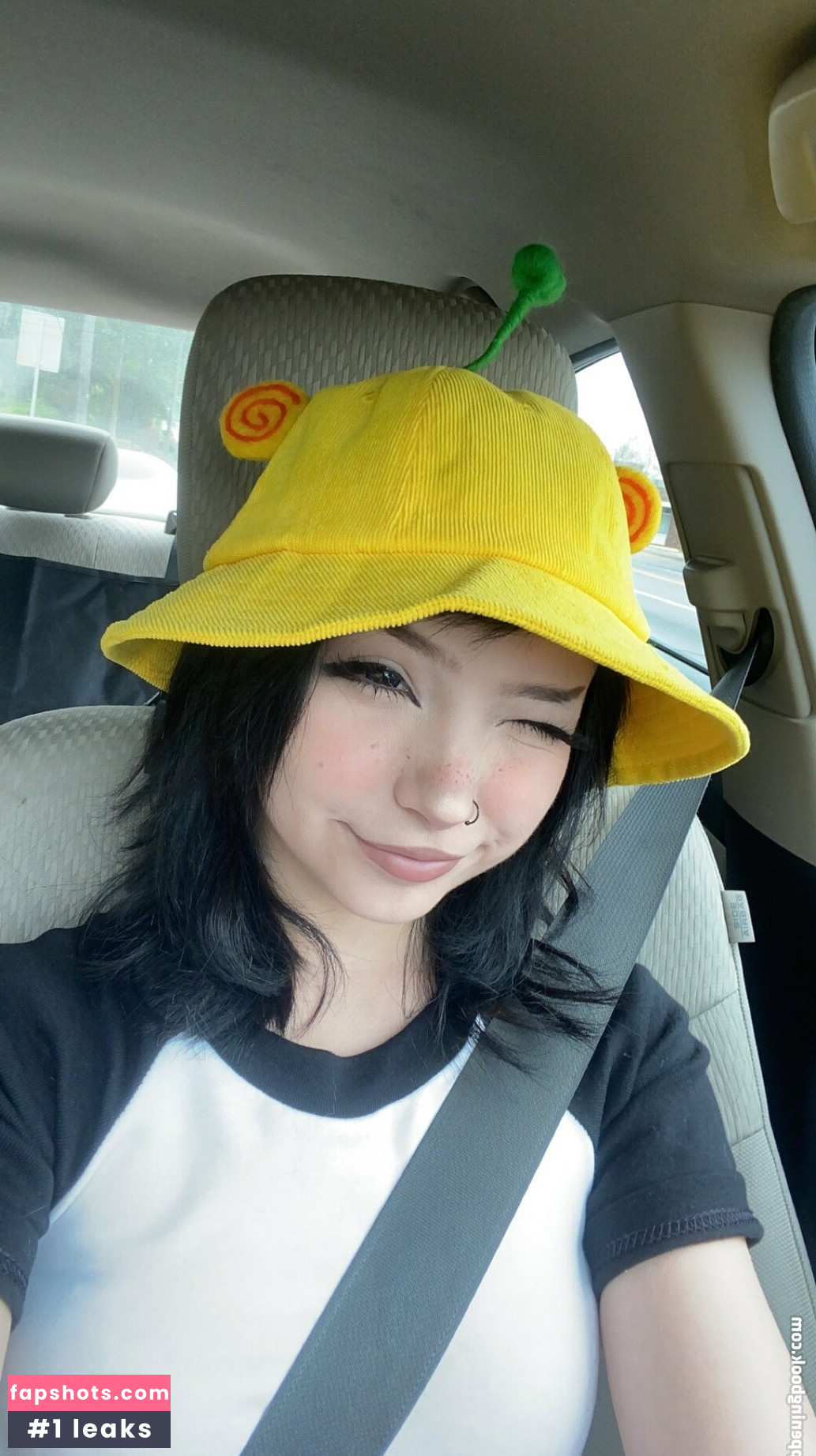 yourluvrgrl gallery photo #4