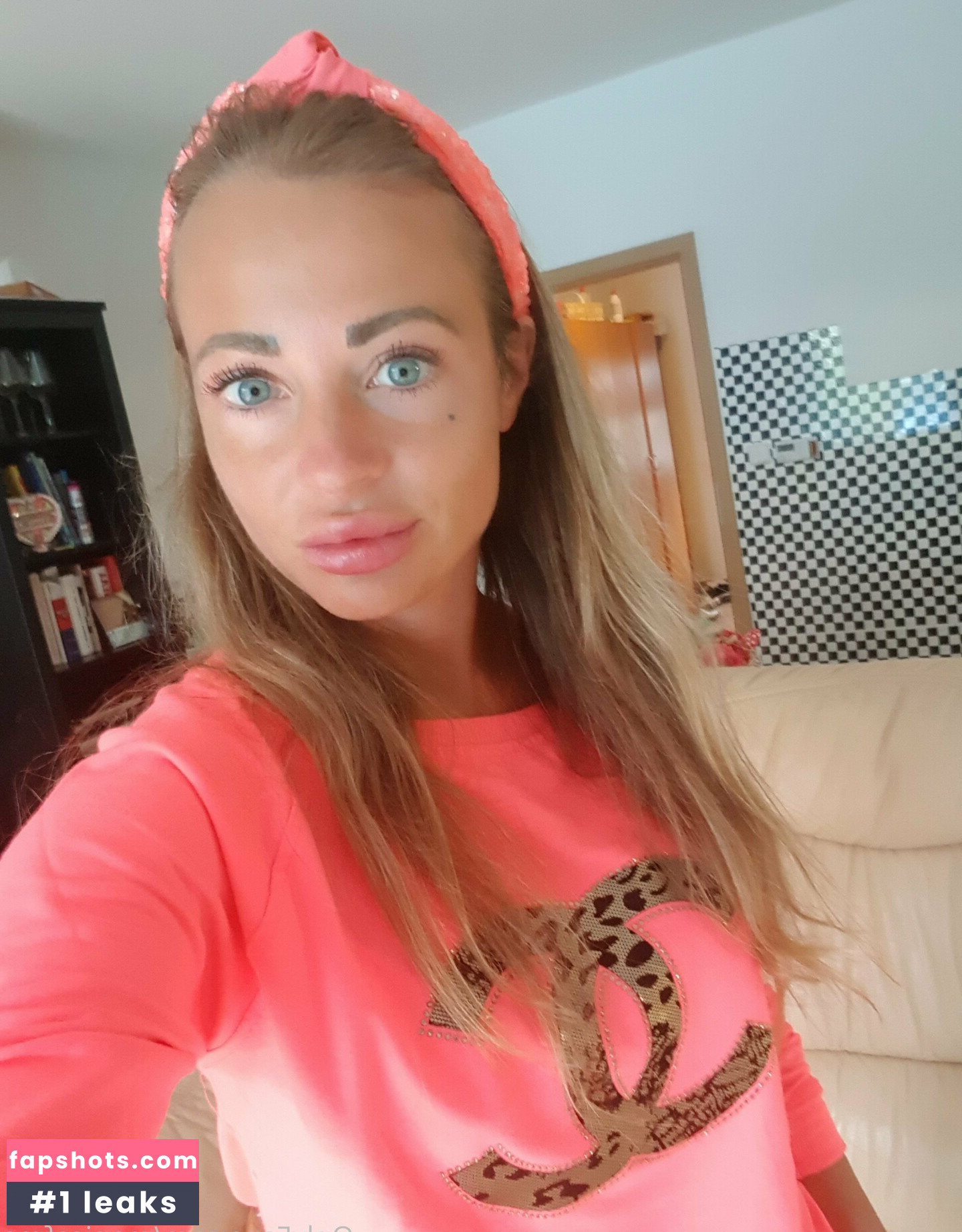 yourmonicaa gallery photo #8