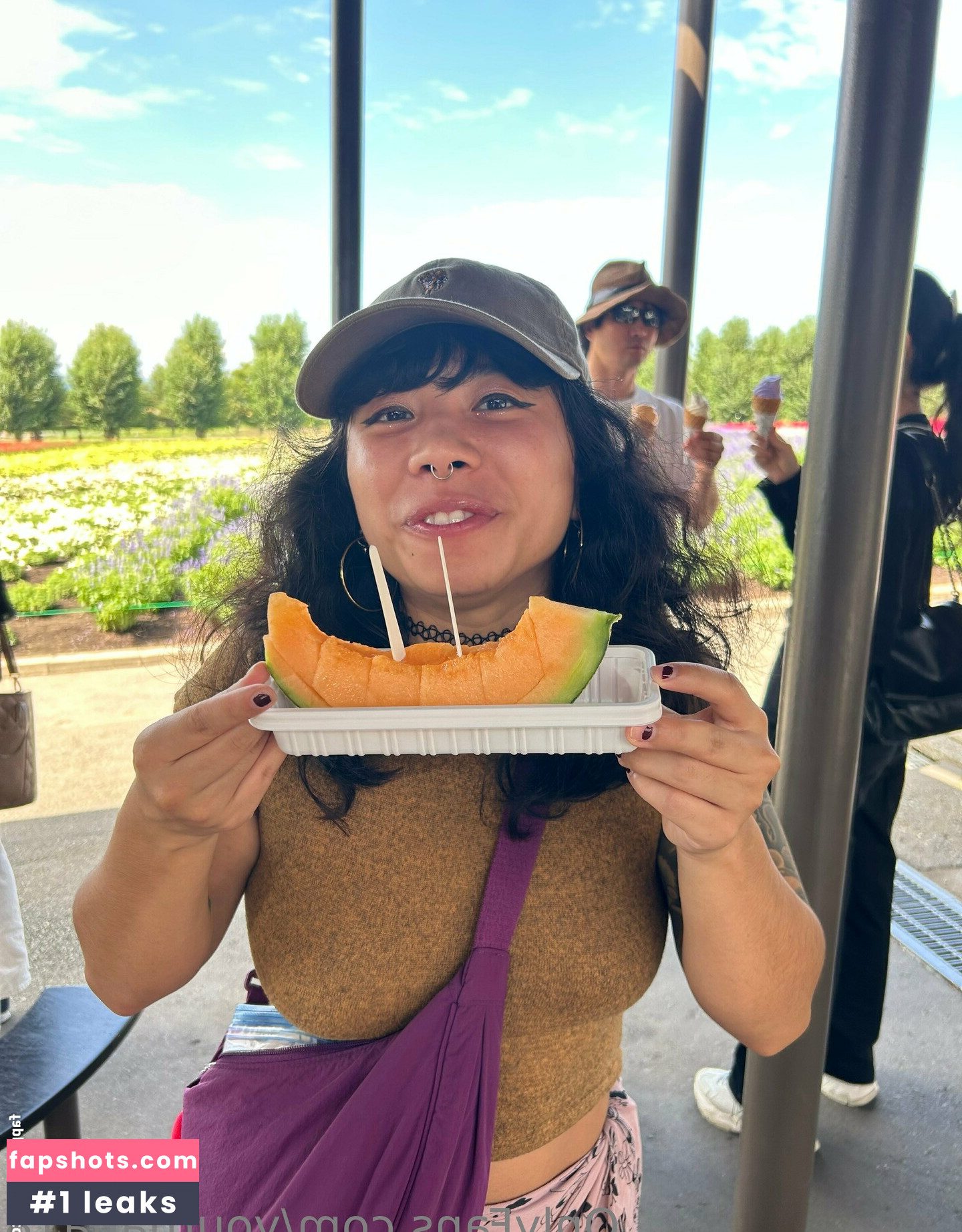 yournana18 gallery photo #7