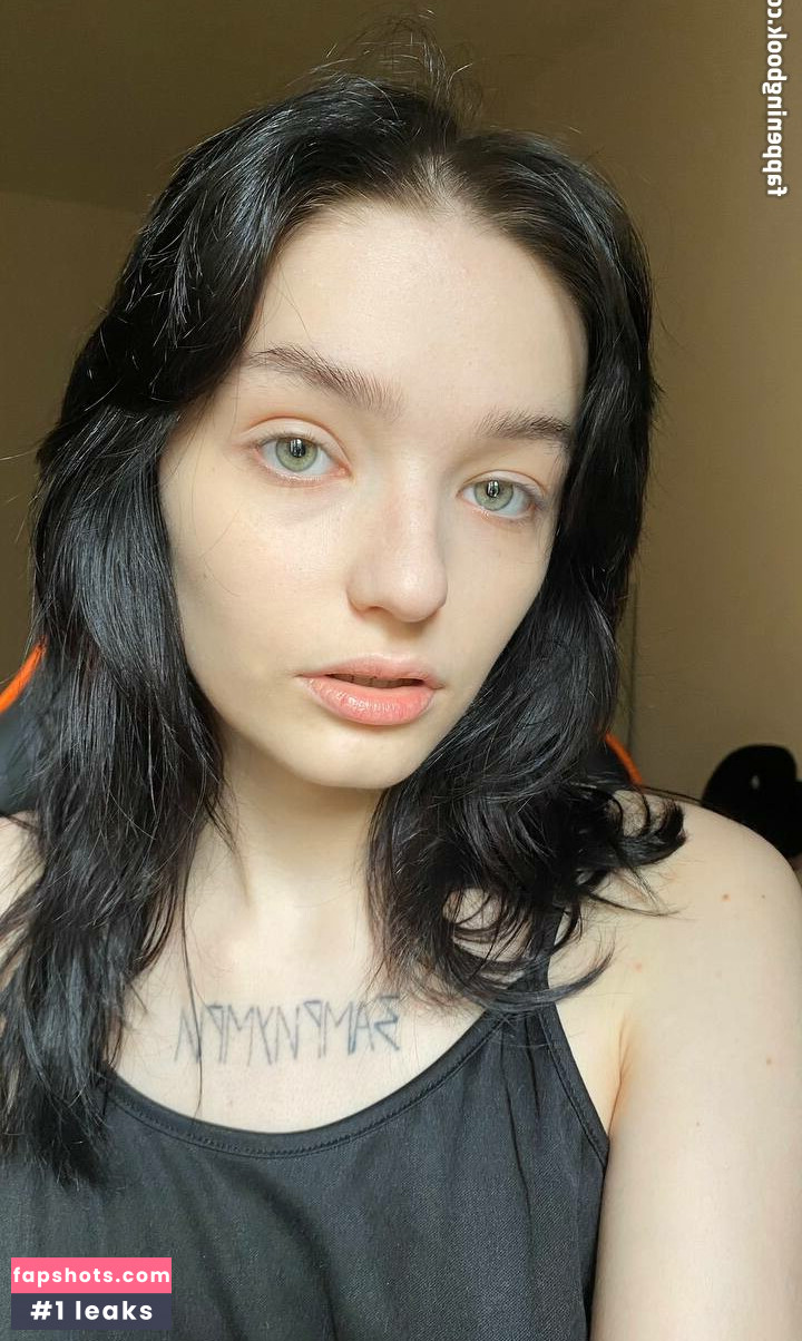 Yourpersonalwaifu gallery photo #3