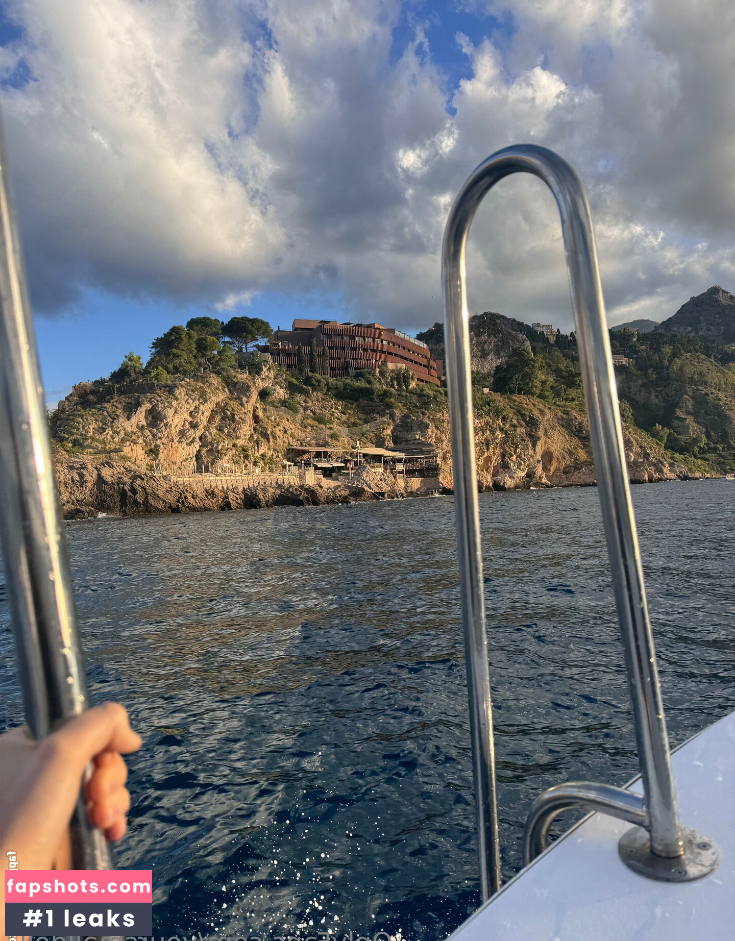 yoursmalldoll1 gallery photo #3