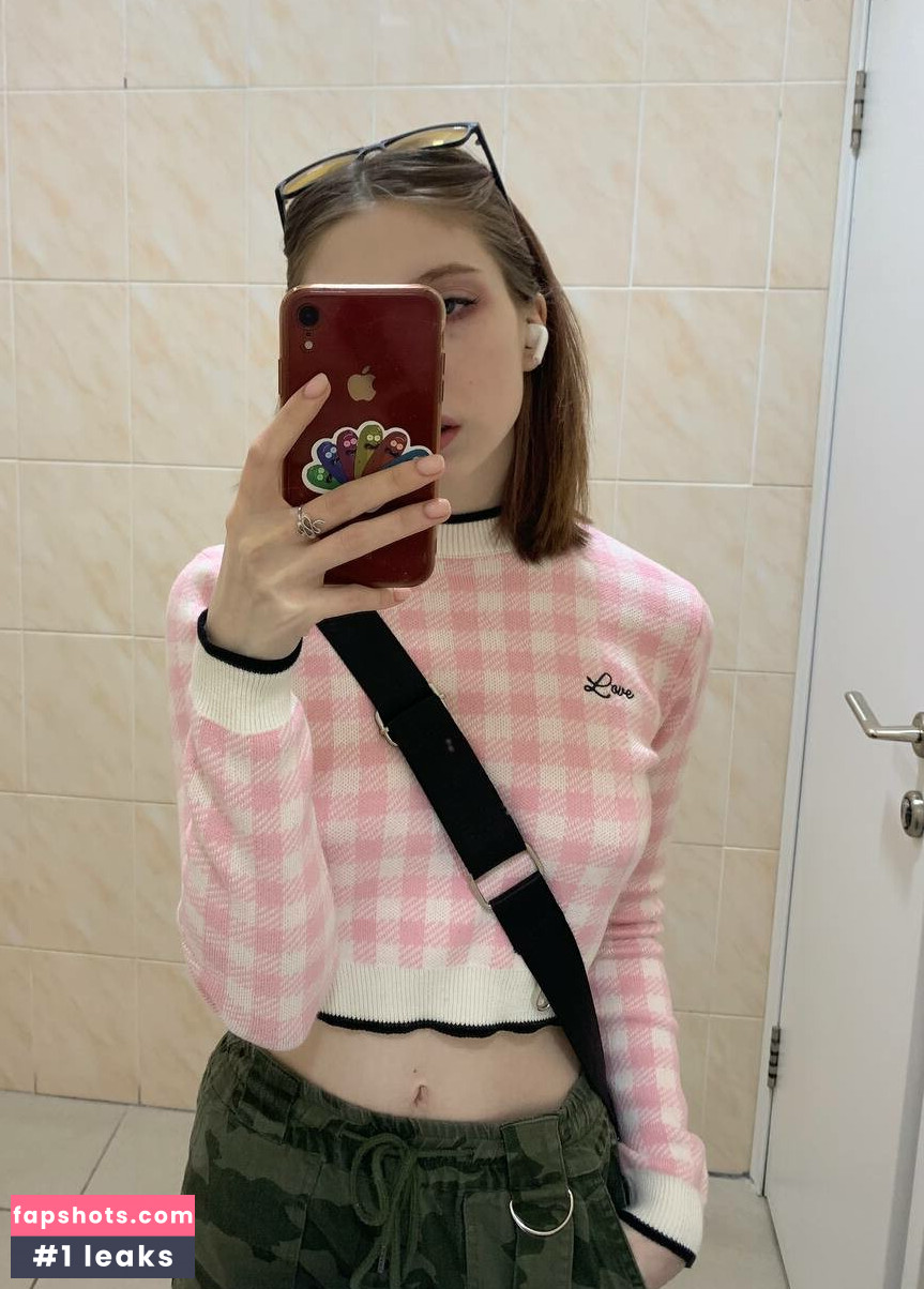 yoursoftness69 gallery photo #4