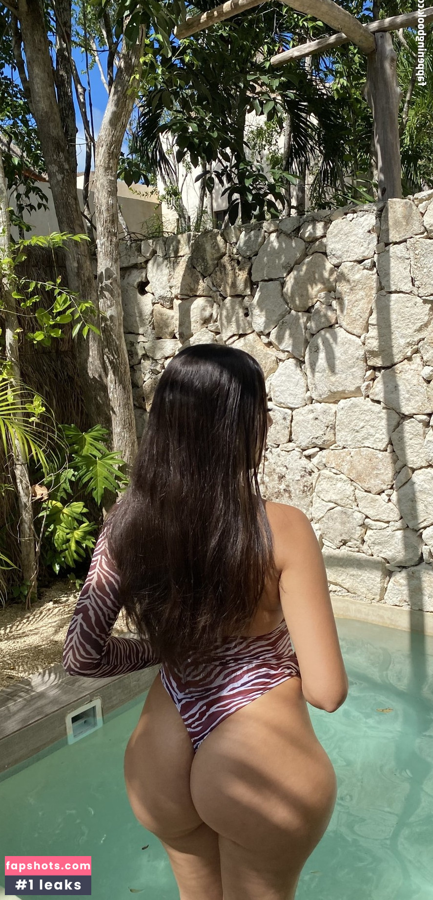 youssra_rabatia gallery photo #4