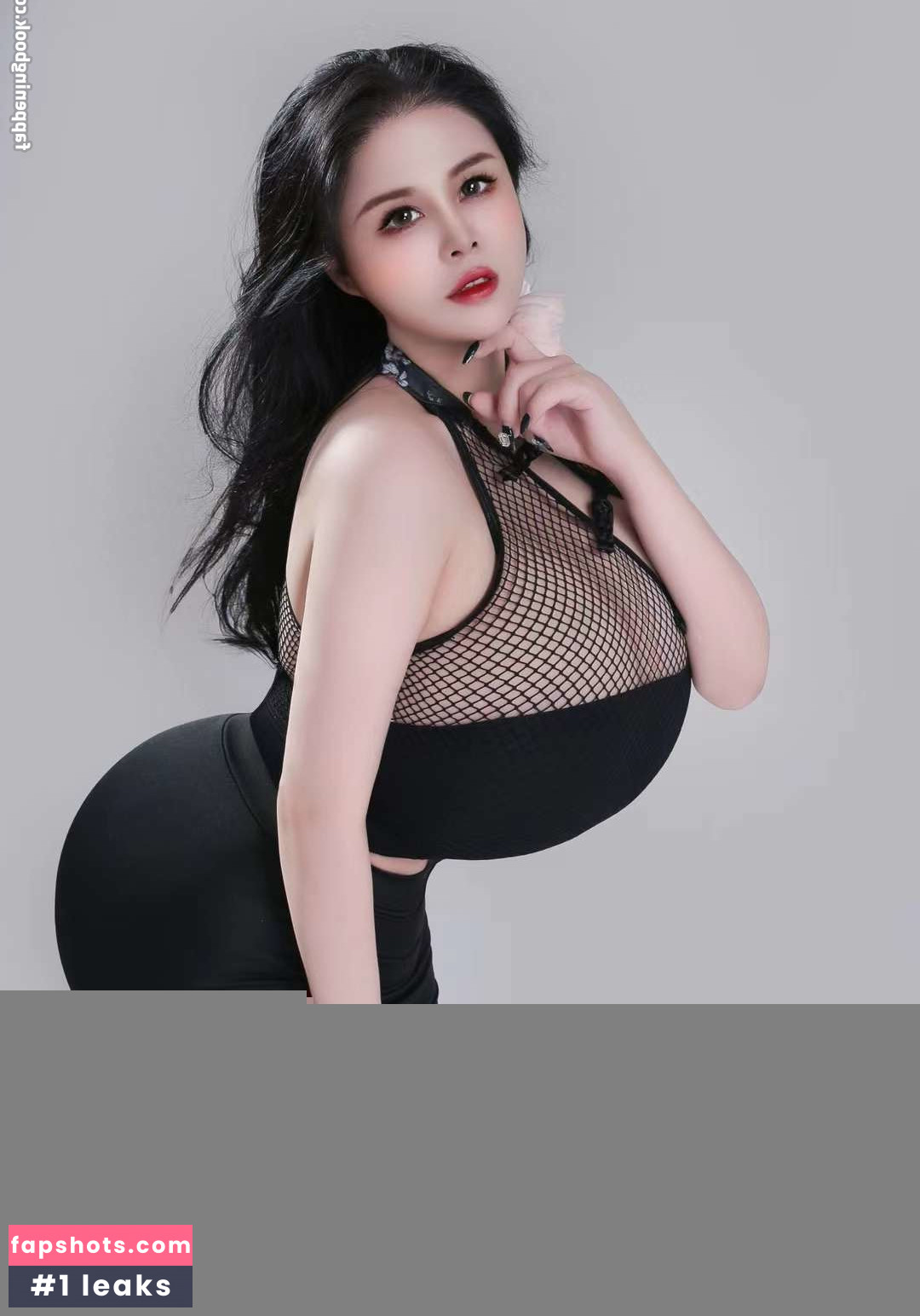 Youyoulama nude babe gallery