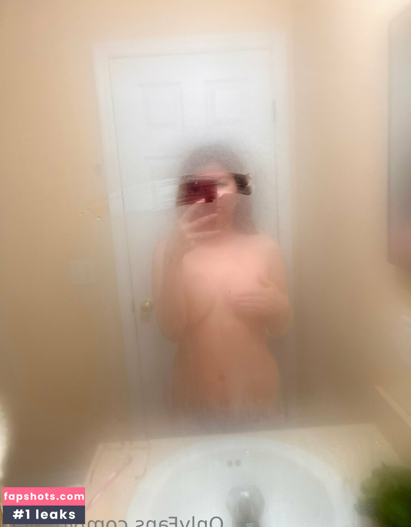 Yoyolen gallery photo #3