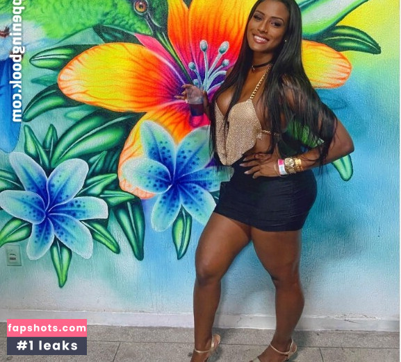 Ysa Santos gallery photo #3