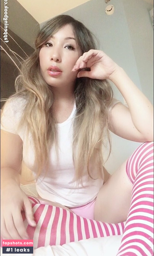 Yu Ferracini gallery photo #2