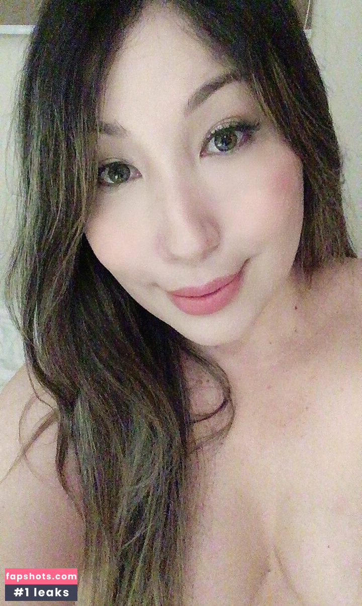 Yu Ferracini gallery photo #17