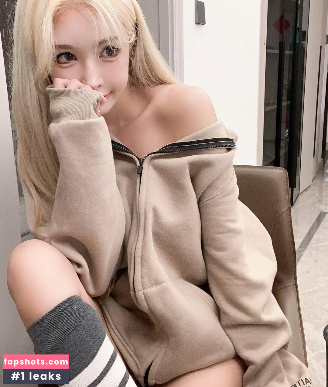 Yu Zhi Qing gallery photo #19