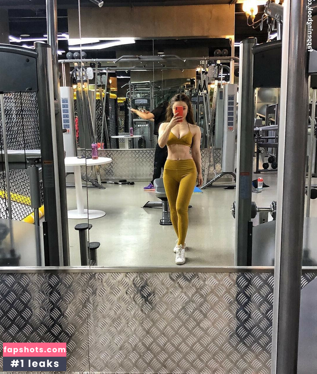 Yuan Herong gallery photo #148