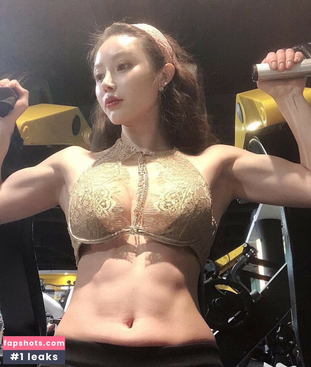 Yuan Herong gallery photo #179