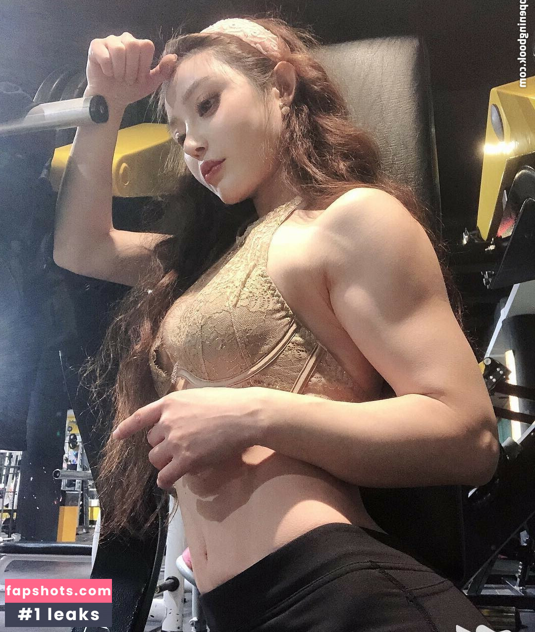 Yuan Herong gallery photo #182