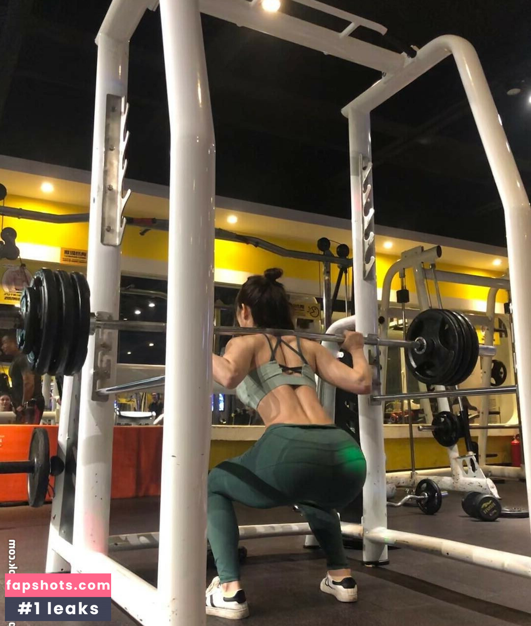 Yuan Herong gallery photo #185