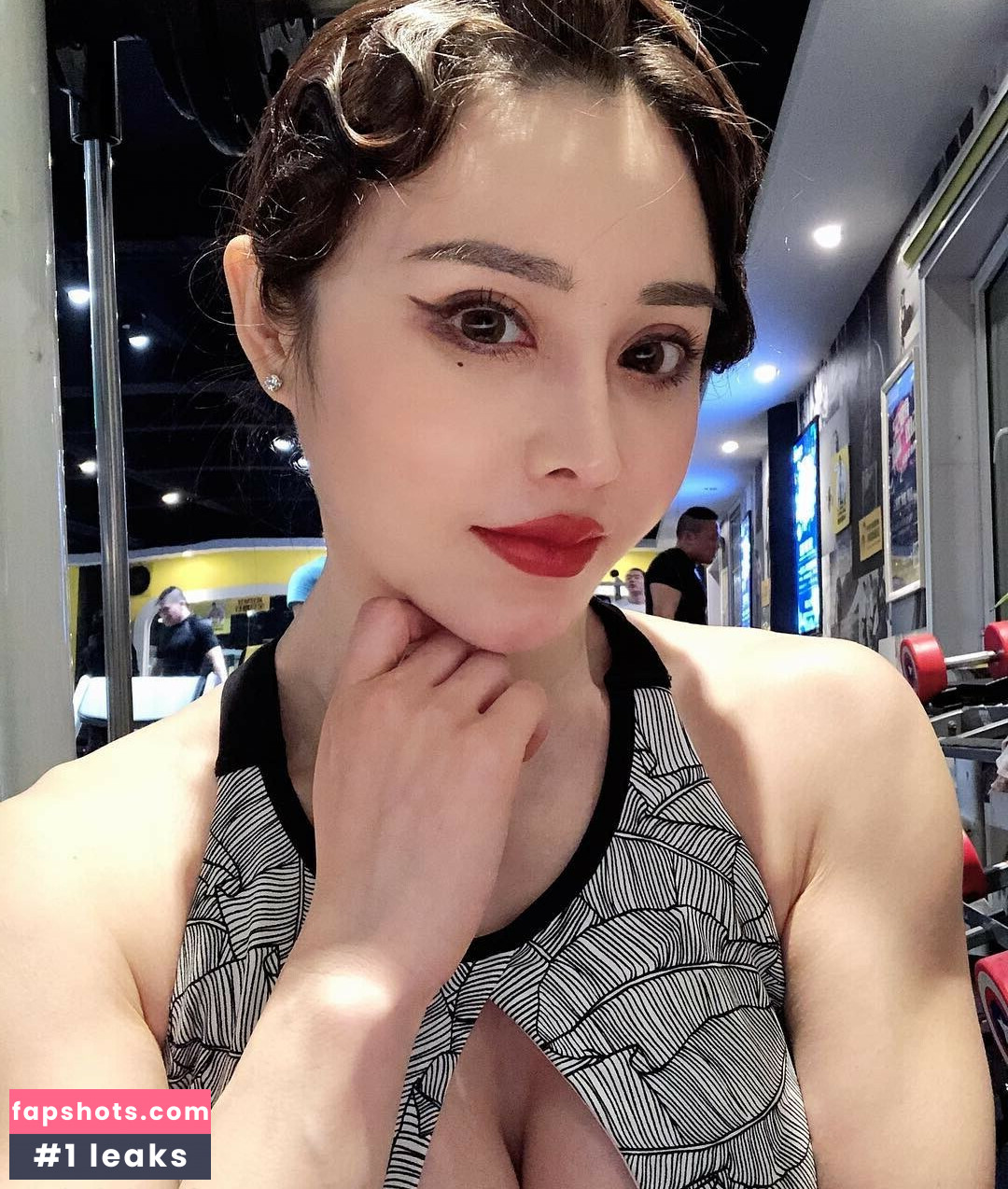 Yuan Herong gallery photo #192