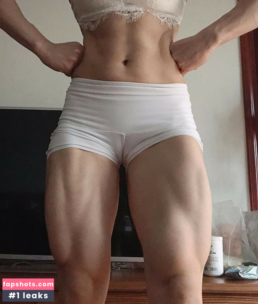 Yuan Herong gallery photo #228