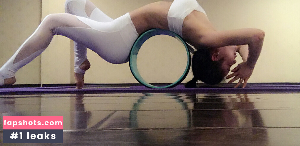 Yuan Herong gallery photo #270