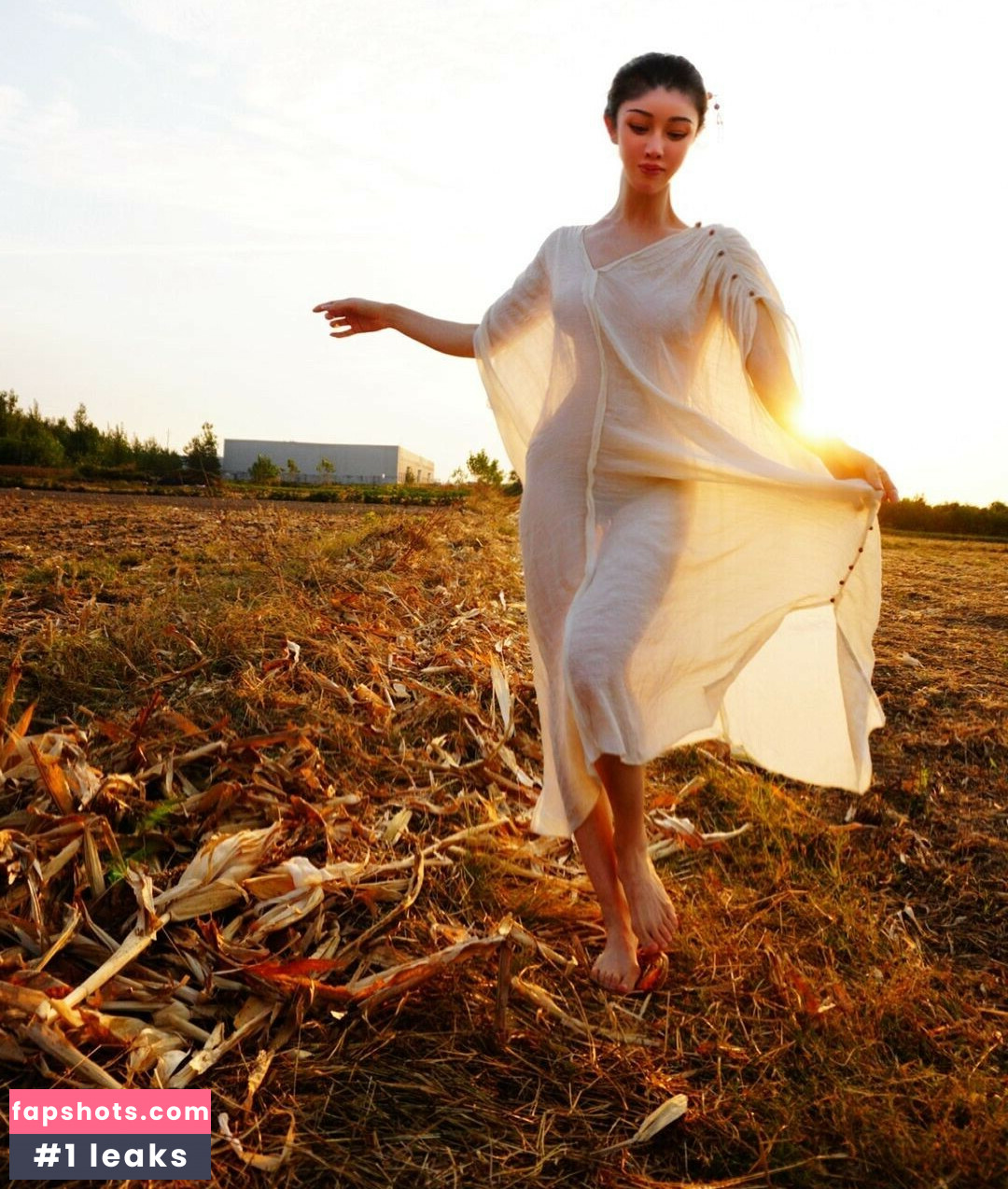 Yuan Herong gallery photo #317