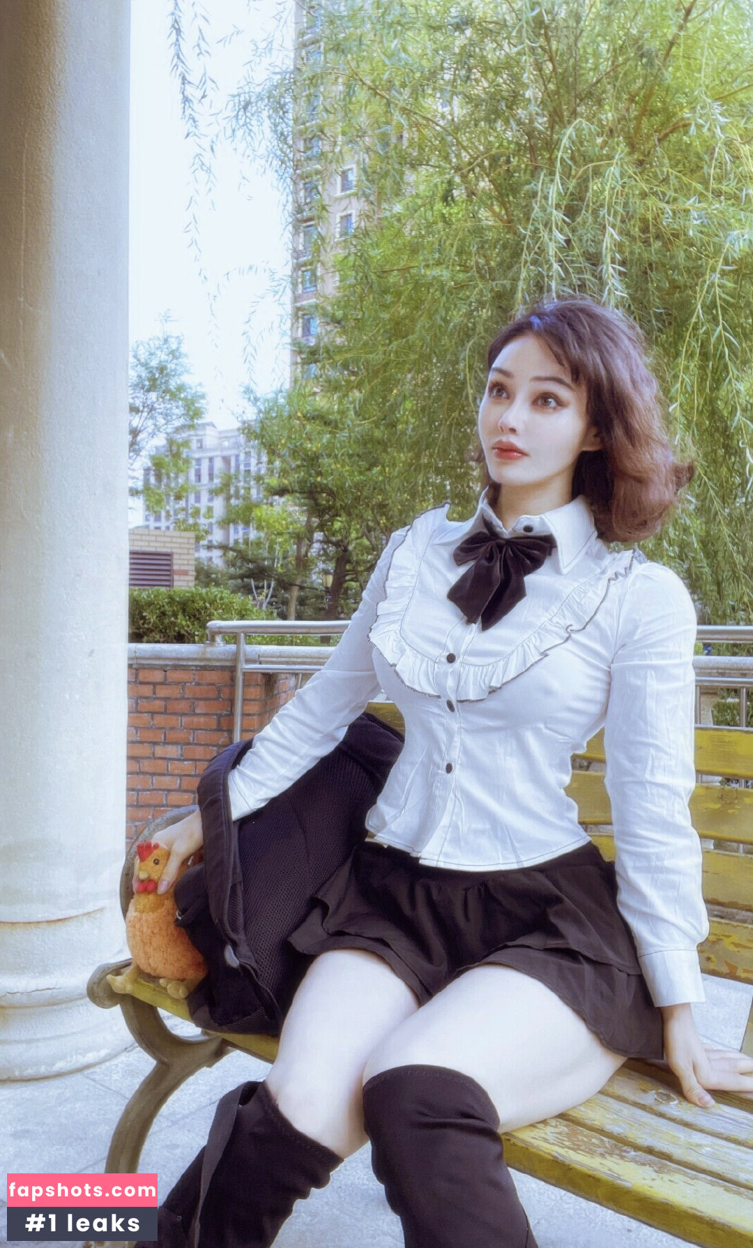 Yuan Herong gallery photo #338