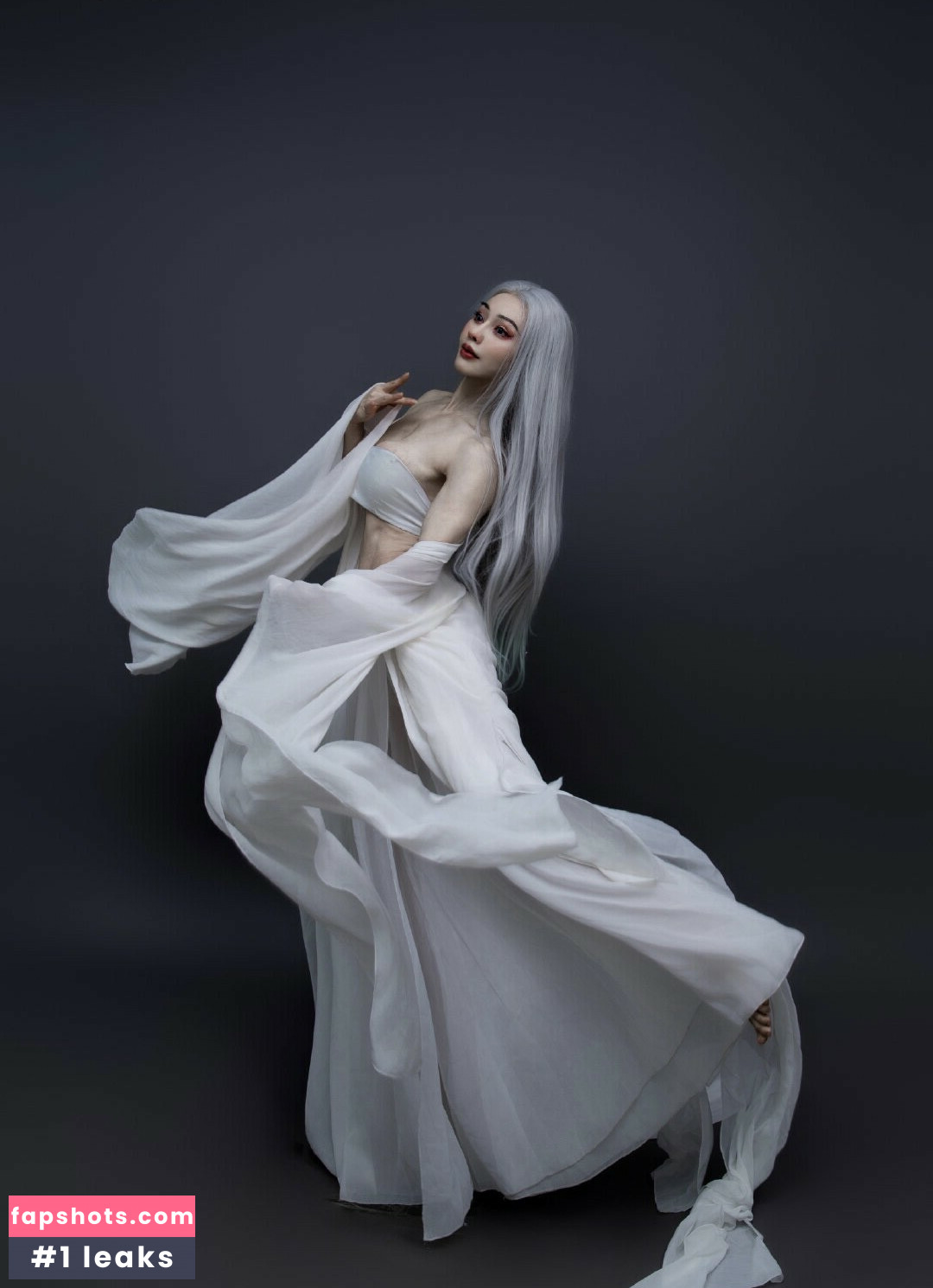 Yuan Herong gallery photo #364