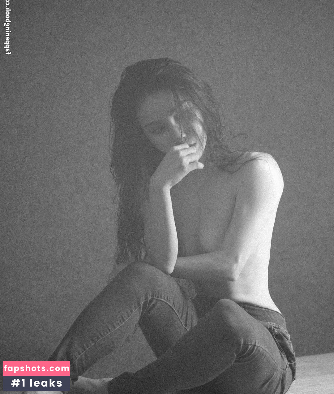 Yuan Herong gallery photo #383