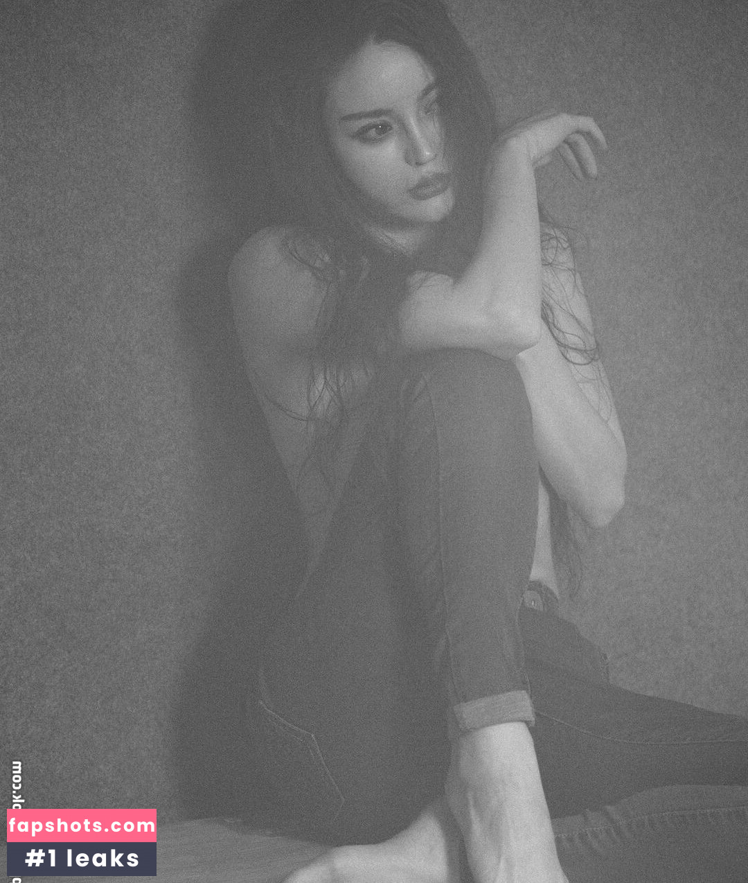 Yuan Herong gallery photo #384