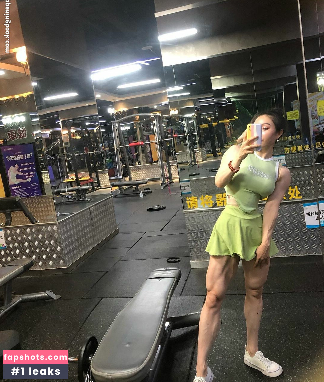 Yuan Herong gallery photo #391