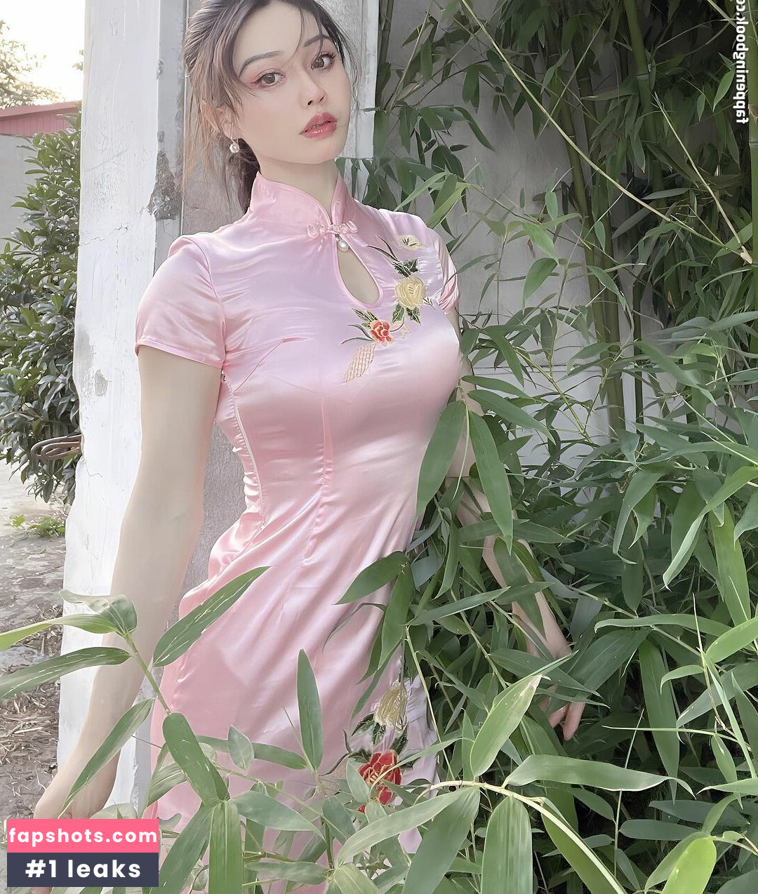 Yuan Herong gallery photo #400