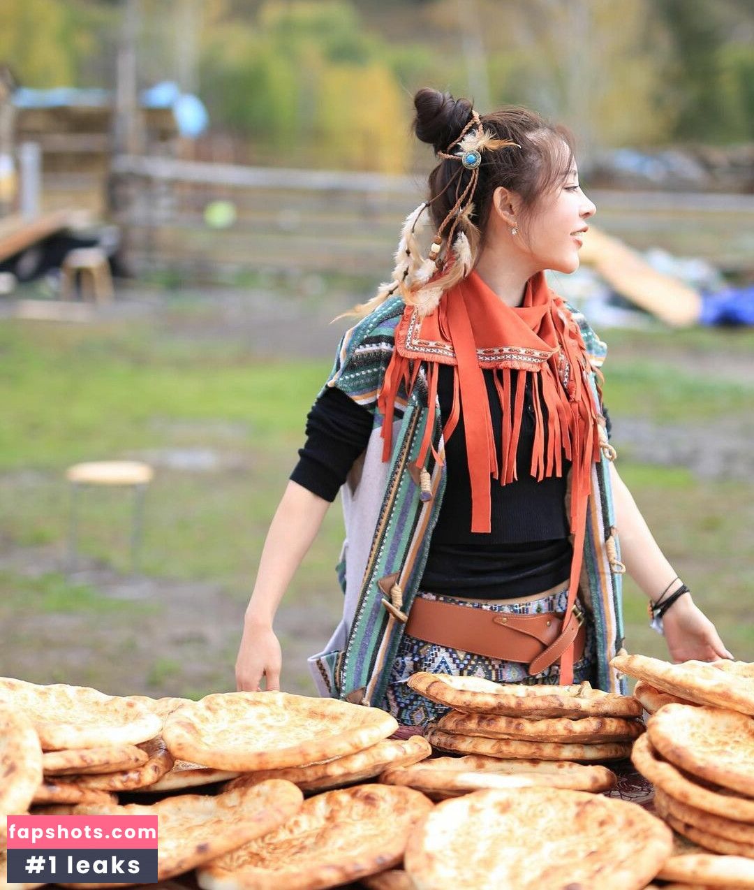 Yuan Herong gallery photo #413