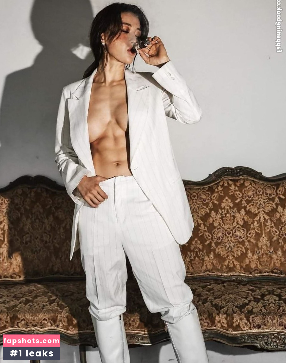 Yuan Herong gallery photo #448