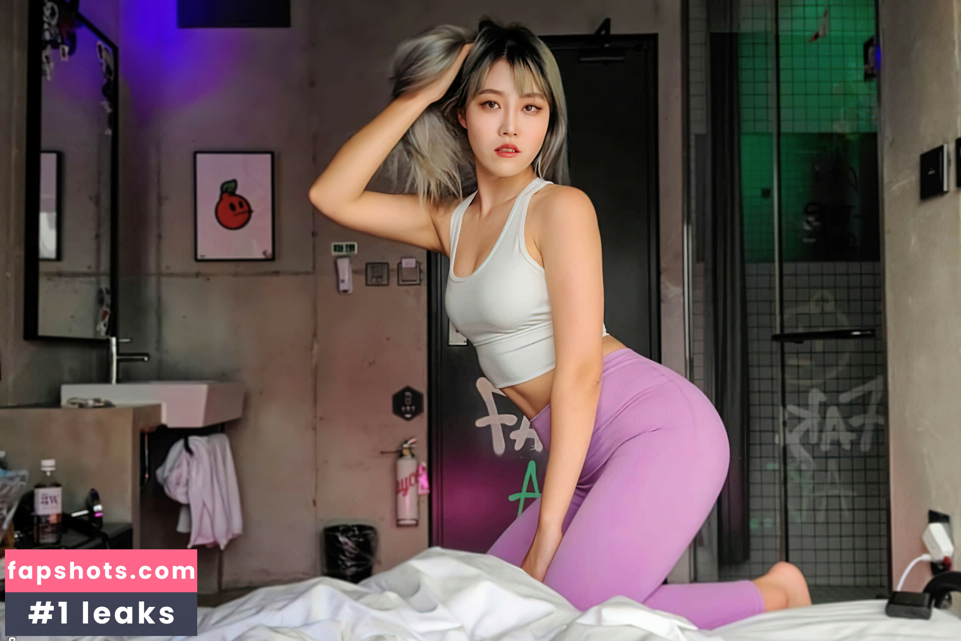 Yuggie_TV gallery photo #141