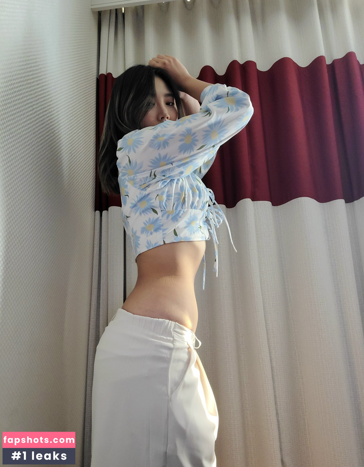 Yuggie_TV gallery photo #200