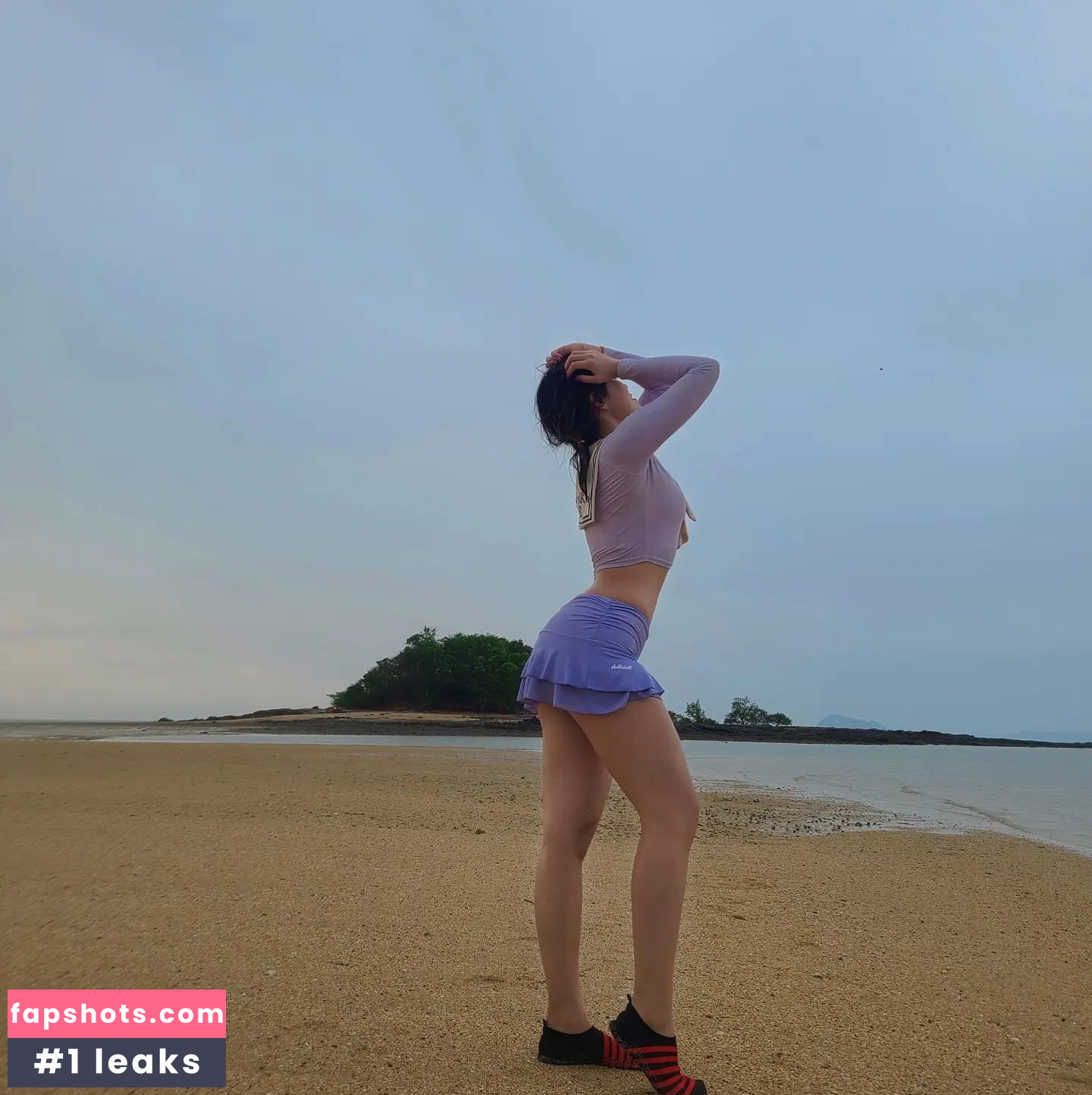 Yuggie_TV gallery photo #235