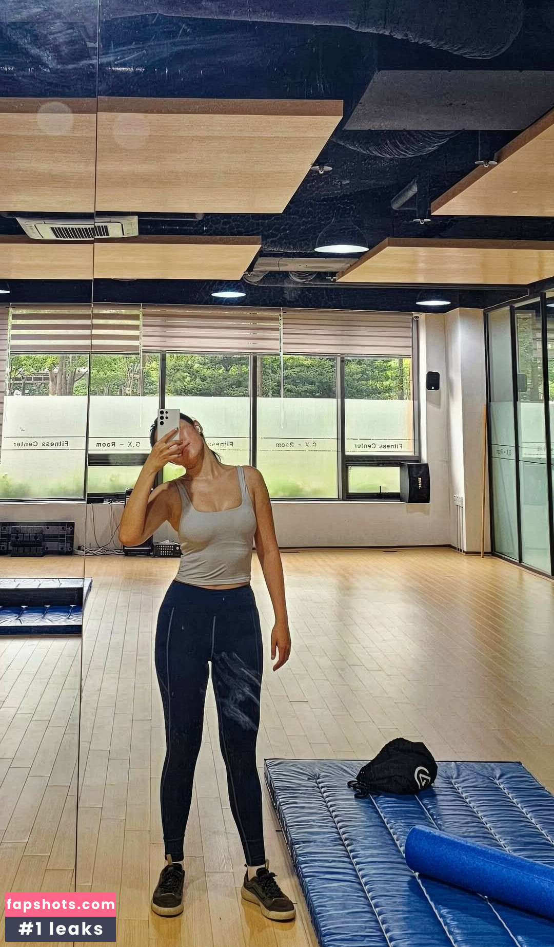 Yuggie_TV gallery photo #30