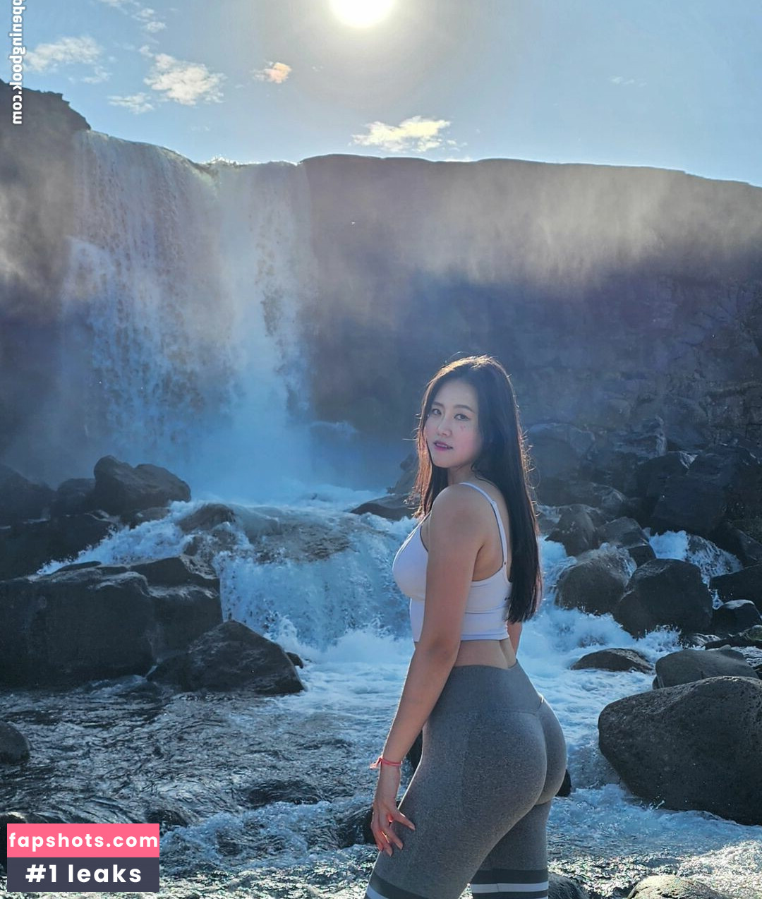 Yuggie_TV gallery photo #33