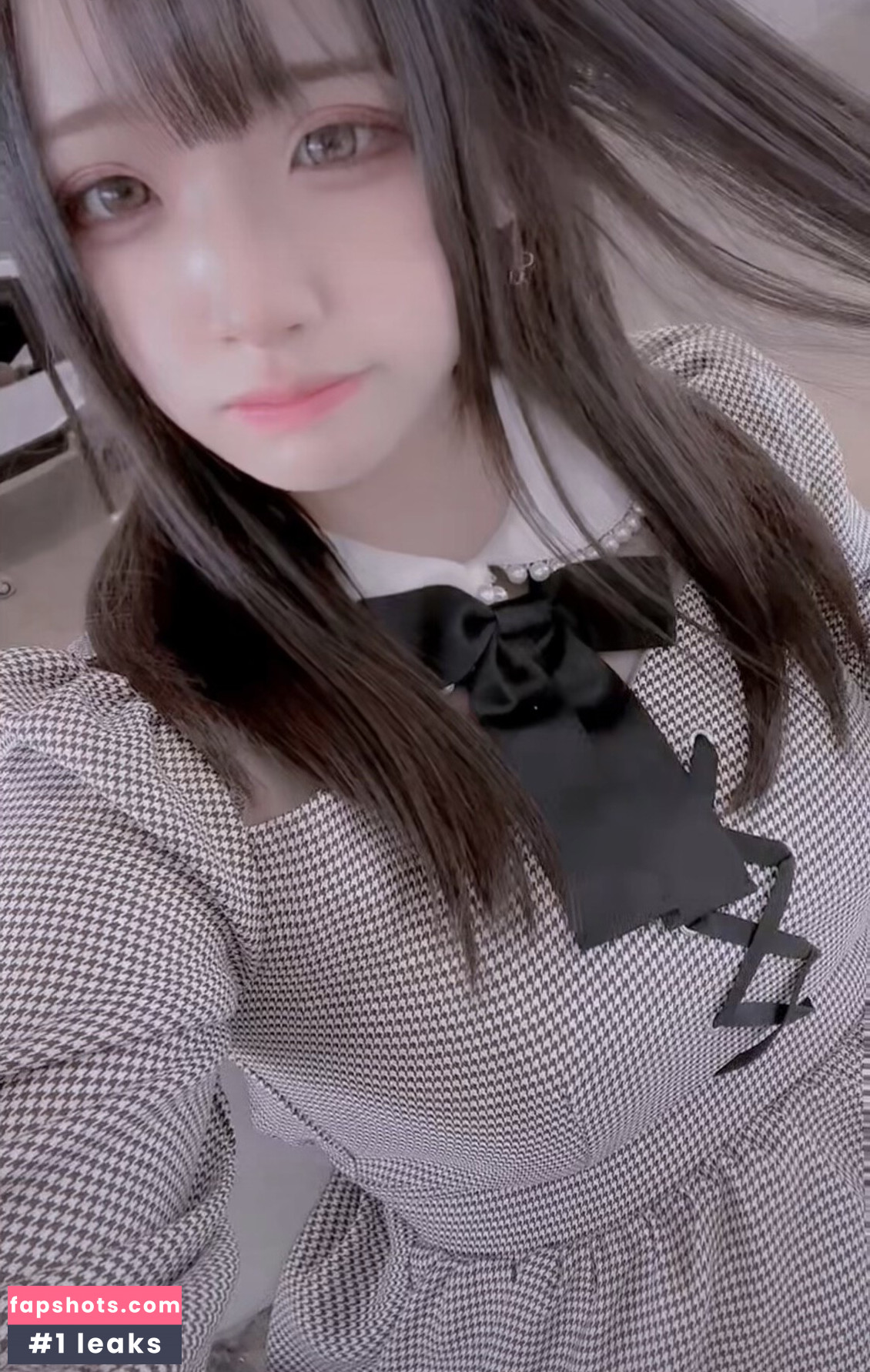 Yui Hiiragi gallery photo #20