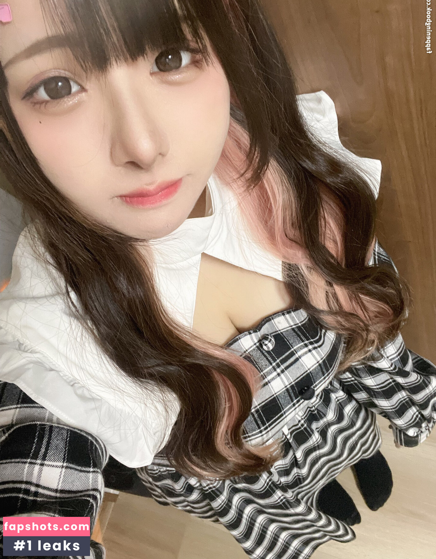 Yui Hiiragi gallery photo #35