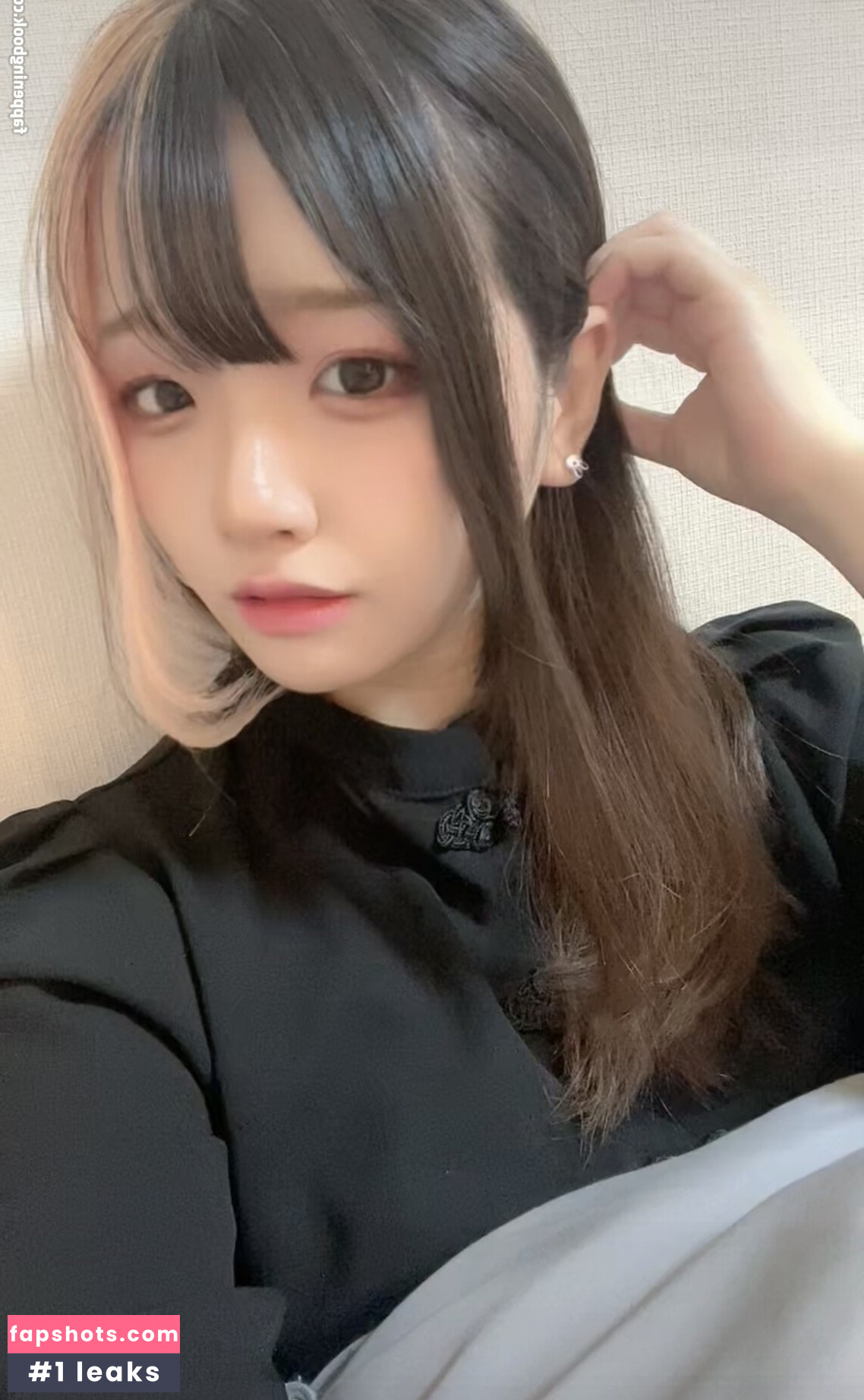 Yui Hiiragi gallery photo #39