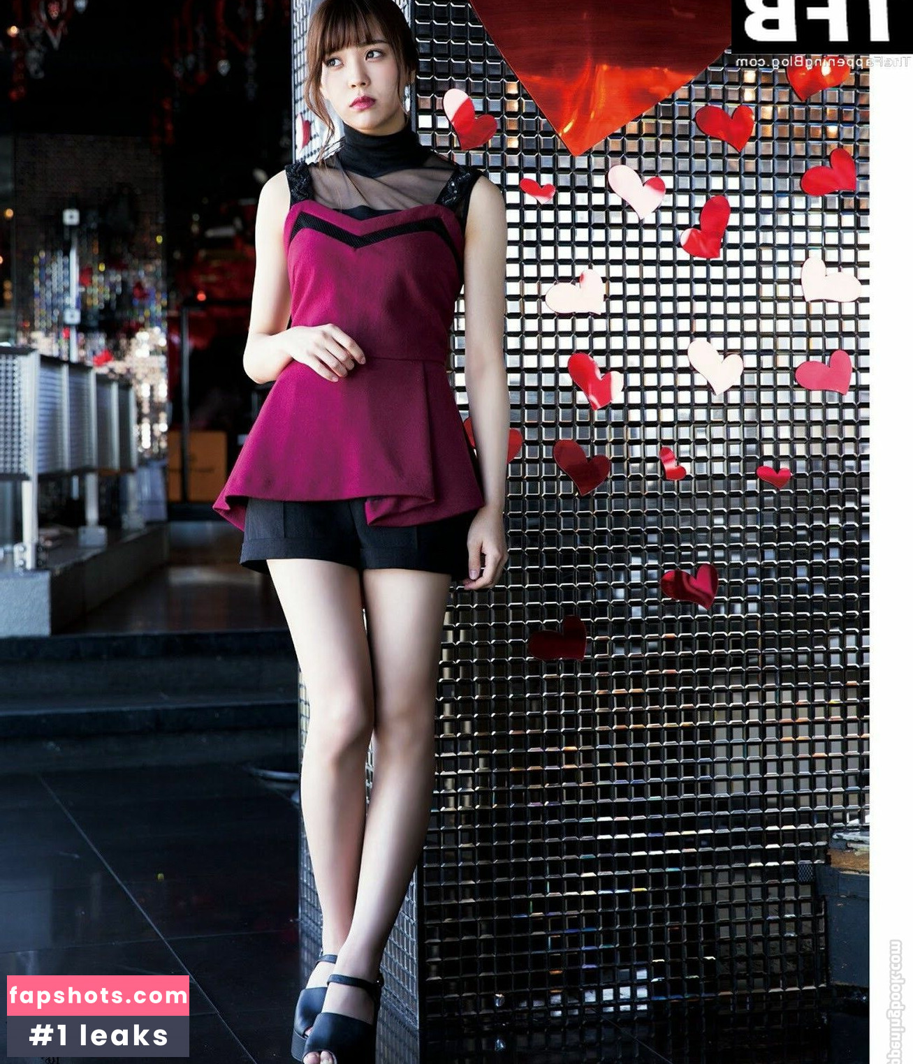 Yui Kobayashi gallery photo #6