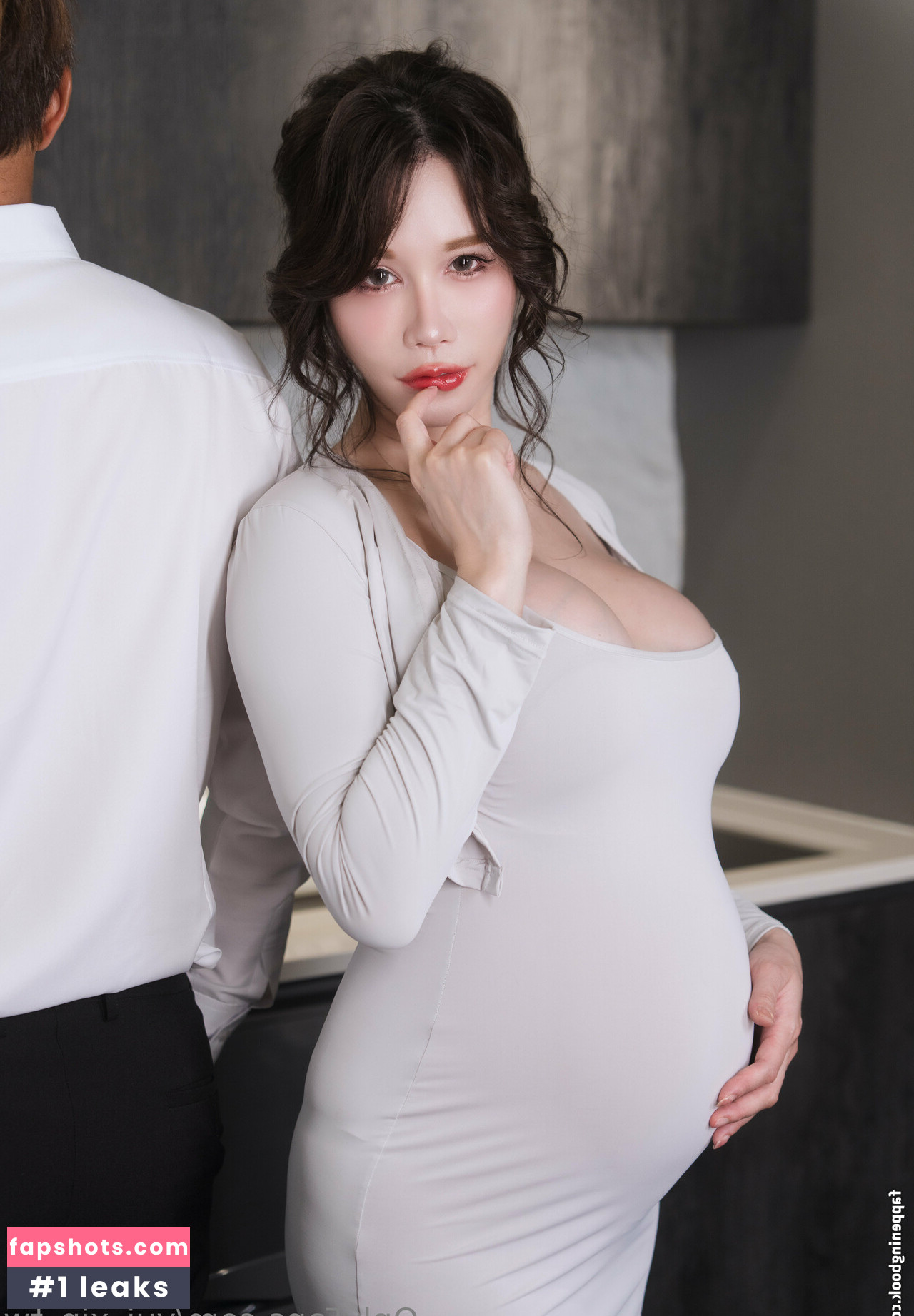 Yui Xin gallery photo #15