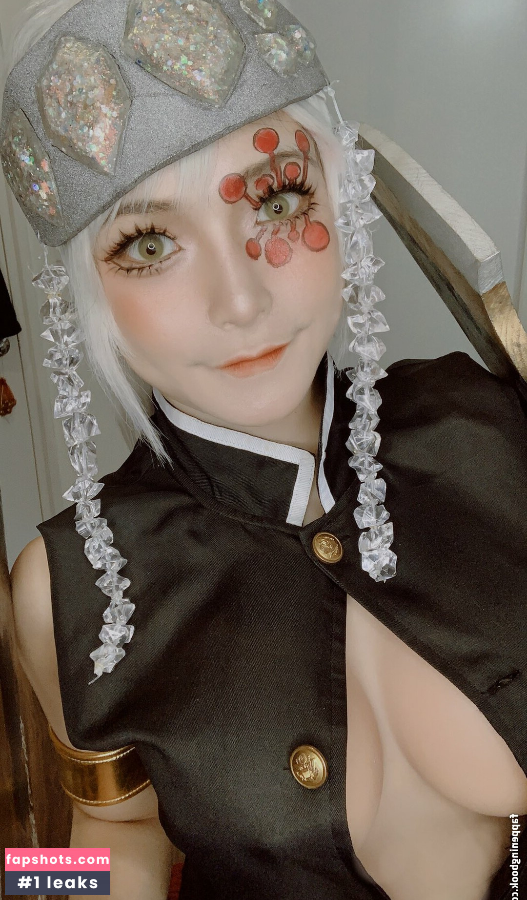 Yuji Koi gallery photo #17