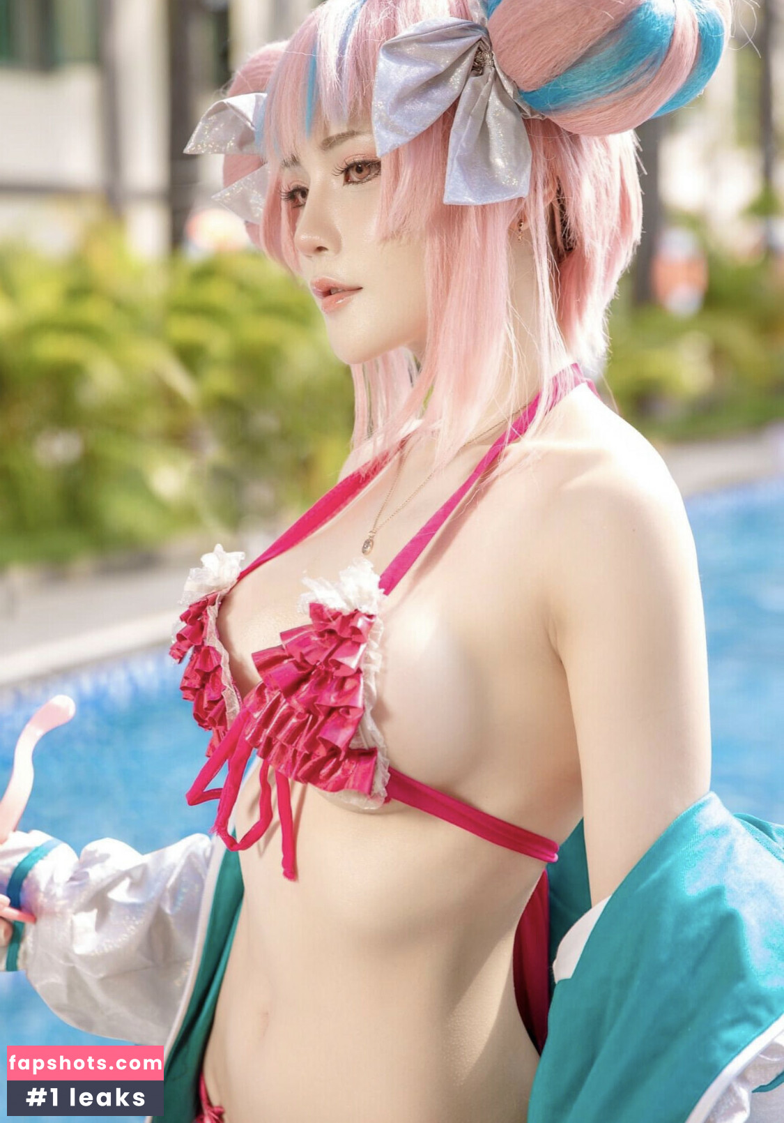 Yuji Koi gallery photo #43