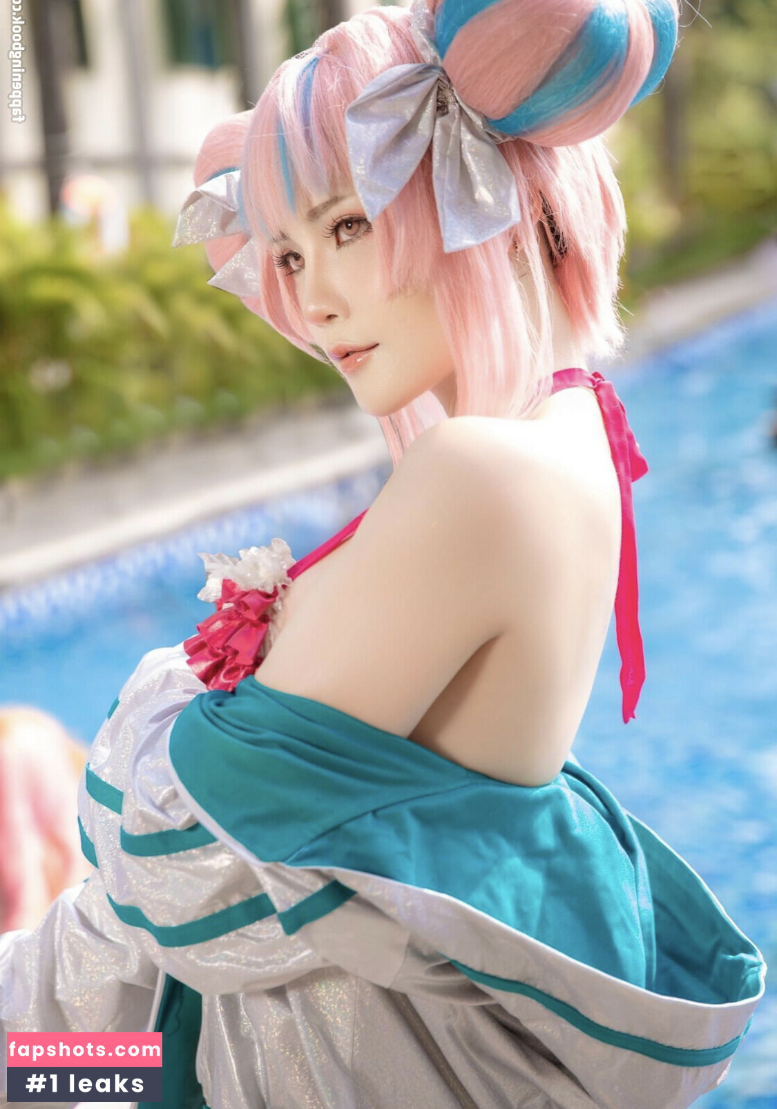 Yuji Koi gallery photo #45