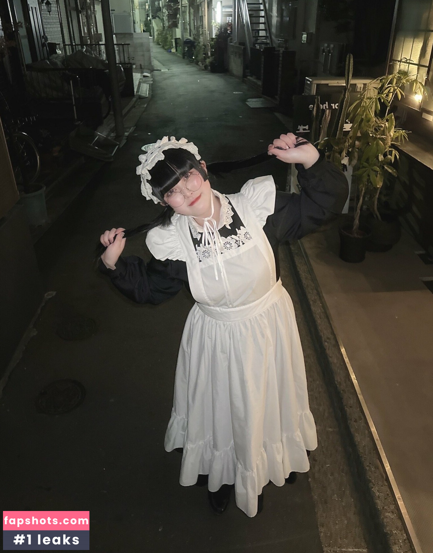 Yukamaru Maid gallery photo #21