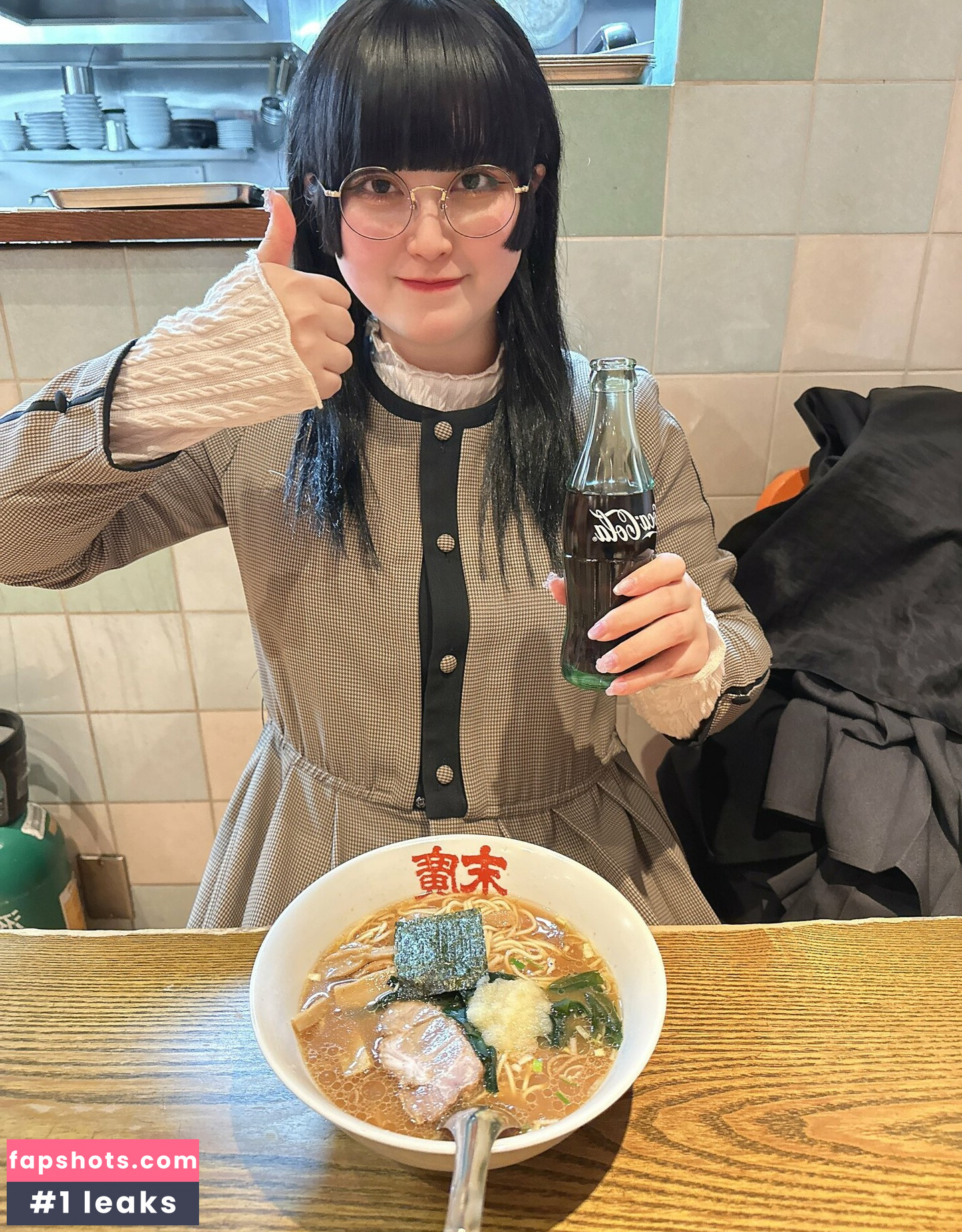 Yukamaru Maid gallery photo #9