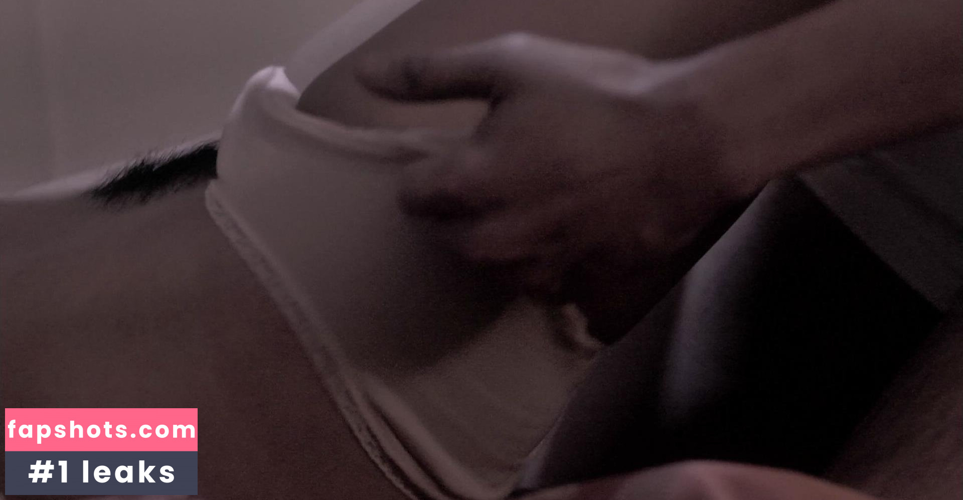 Yuki Mamiya gallery photo #35