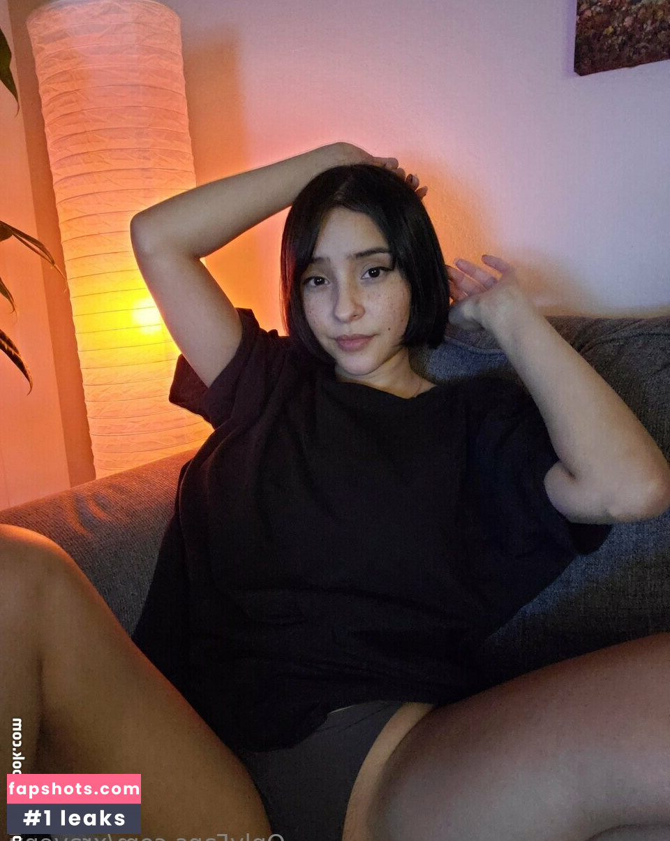 YukiValentine gallery photo #2