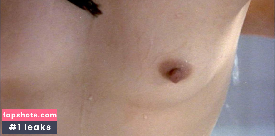 Yūko Tanaka gallery photo #6