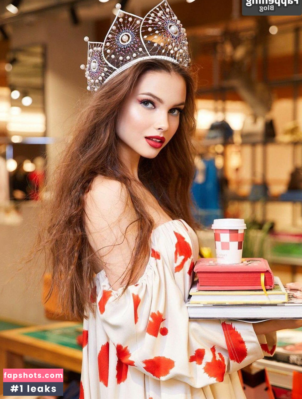 Yulia Polyachikhina gallery photo #3